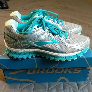 Brooks Running shoes